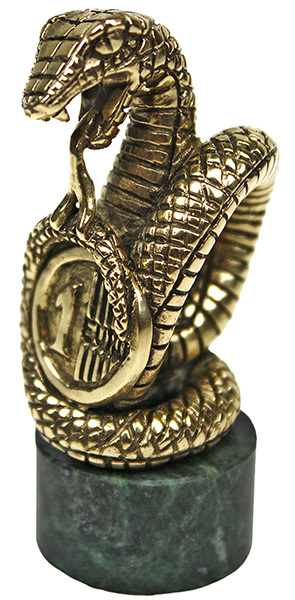 Статуэтка Змейка с евро на камне 7.1.199