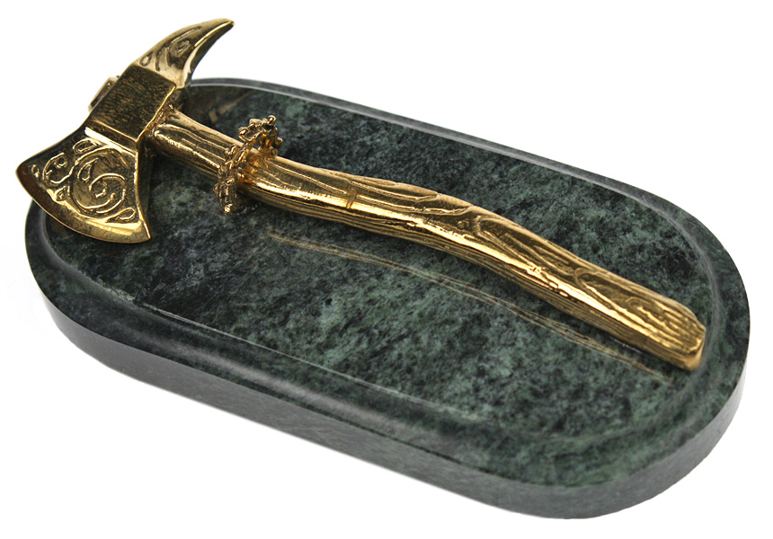 Статуэтка Топорик 7.1.102